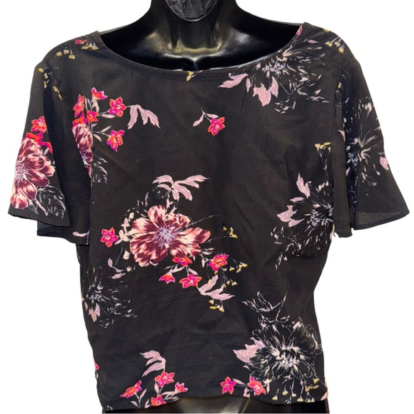 ‘Mudd’ black floral tie front top with pink and purple flowers - size S - Picture 5 of 7